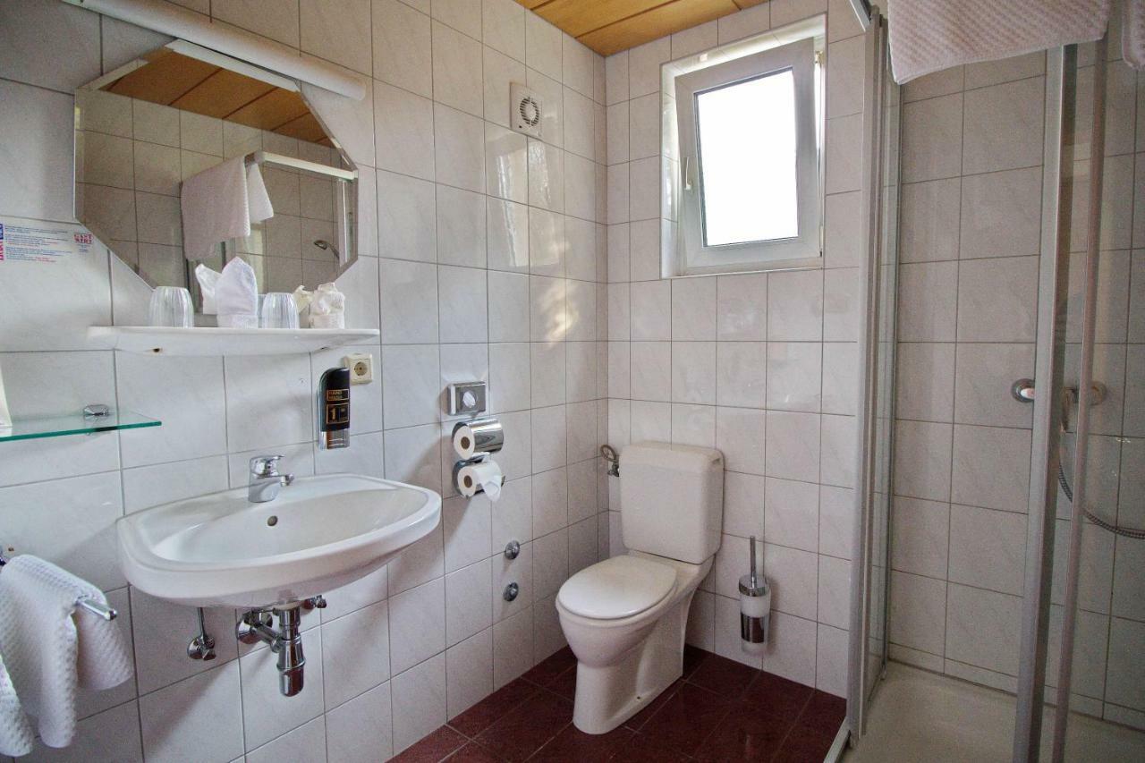 Gasthof Huber Wels Dış mekan fotoğraf